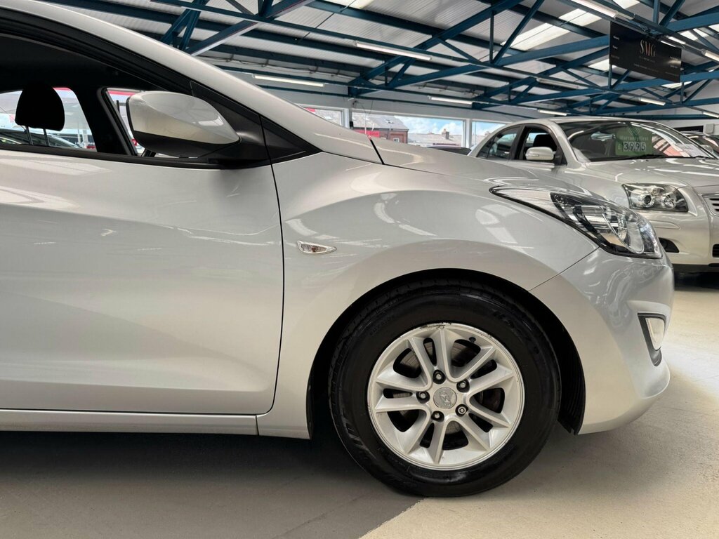 Hyundai I30 1.4 Comfort 108 Bhp Blue #19