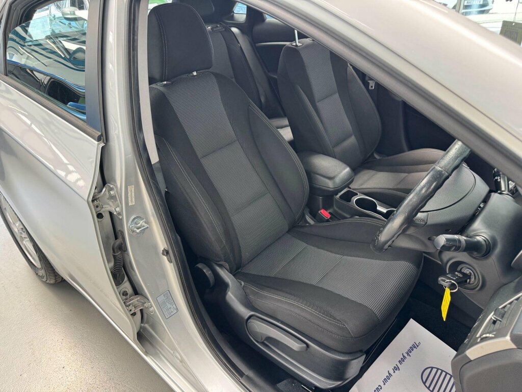 Hyundai I30 1.4 Comfort 108 Bhp Blue #44