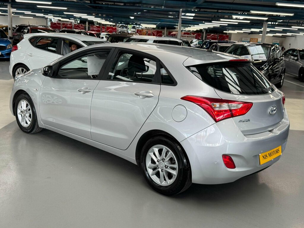 Hyundai I30 1.4 Comfort 108 Bhp Blue #13