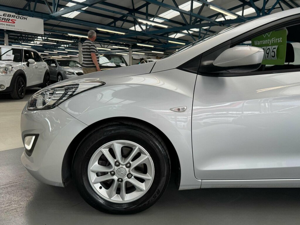 Hyundai I30 1.4 Comfort 108 Bhp Blue #10