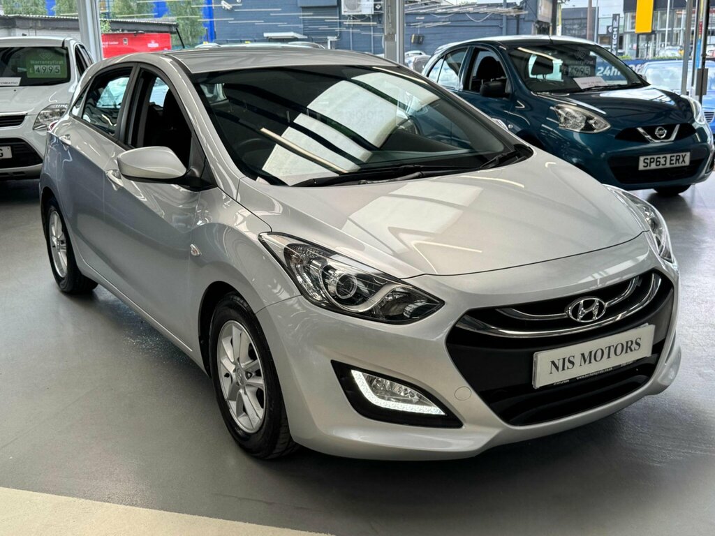 Hyundai I30 1.6 Crdi Blue Drive Active Euro 5 Ss Silver #5