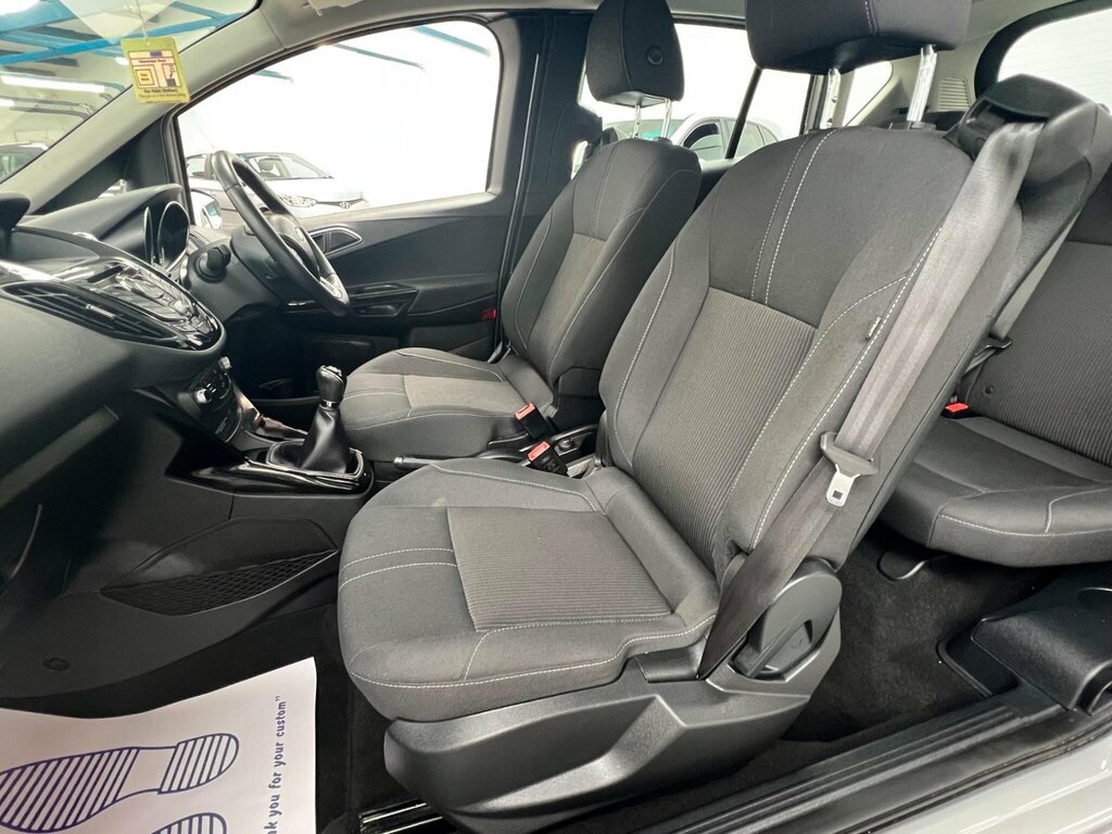 Ford B-Max Zetec 1.0 100Ps White #29