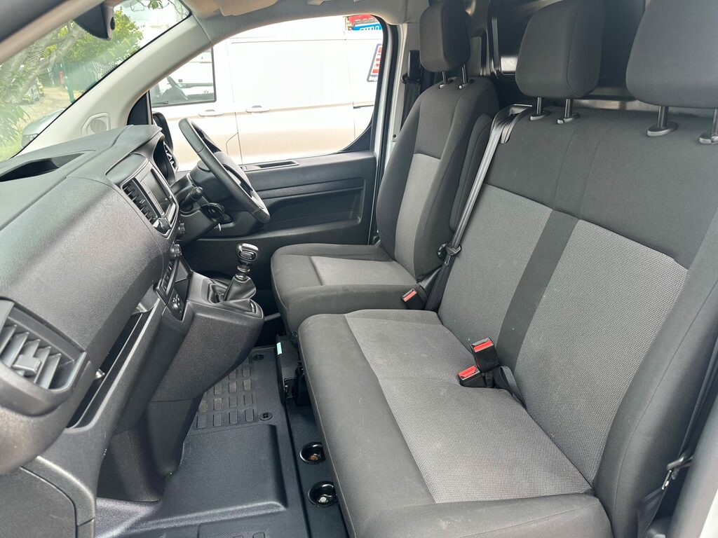 Citroen Dispatch 1000 1.5 Bluehdi 100 Van Enterprise Edition XL CF23LWO #2