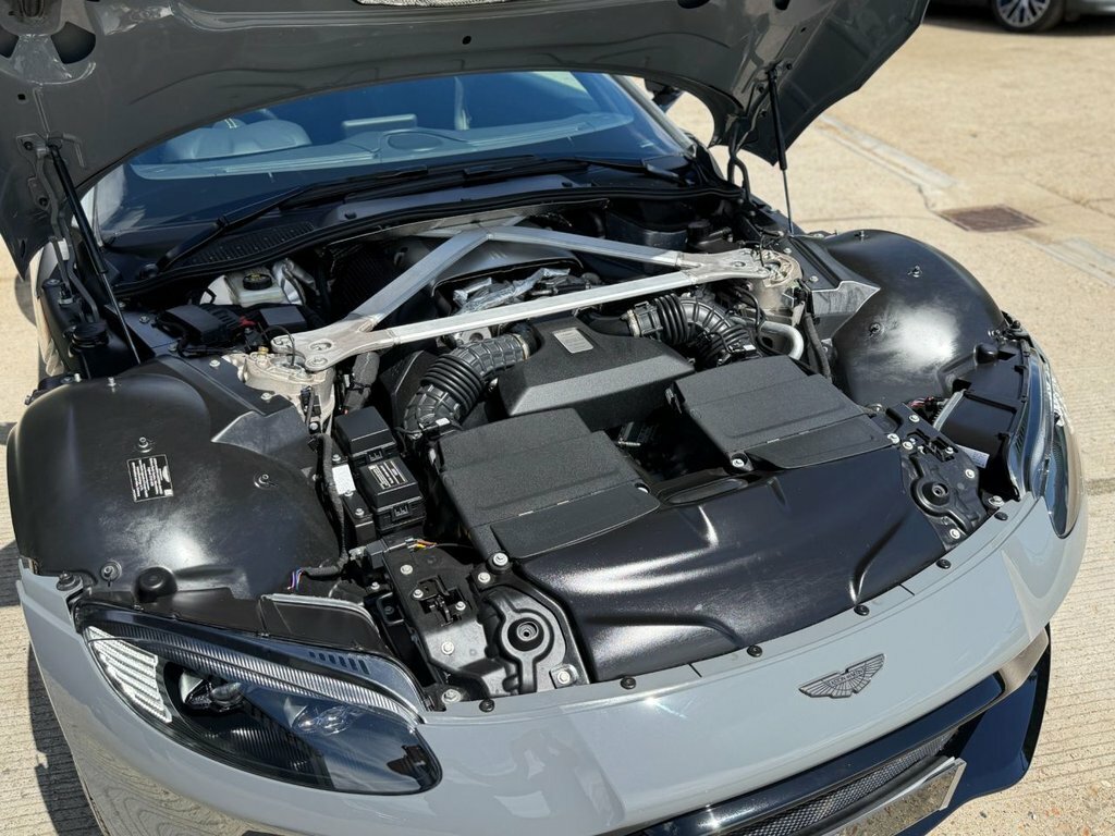 Aston Martin Vantage 4.0 V8 Coupe Euro 6 510 Ps Silver #16