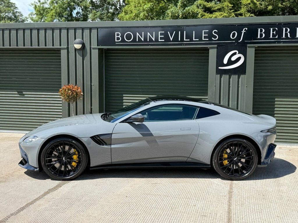 Aston Martin Vantage 4L Null Grey #5