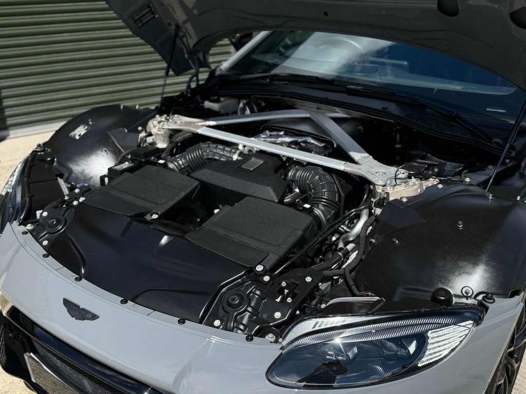 Aston Martin Vantage 4.0 V8 Coupe Euro 6 510 Ps Silver #17
