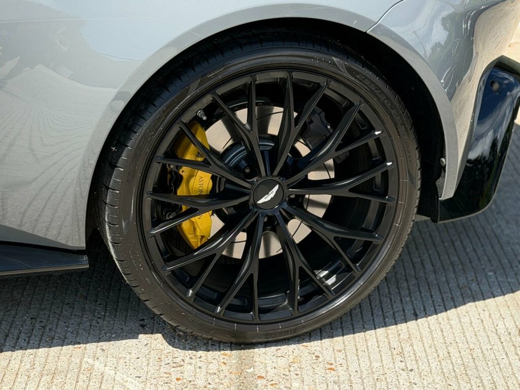 Aston Martin Vantage 4L Null Grey #6