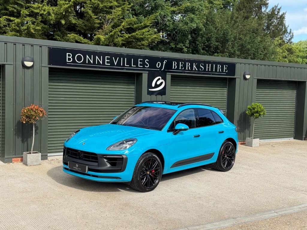 Porsche Macan 2.9L Gts Blue
