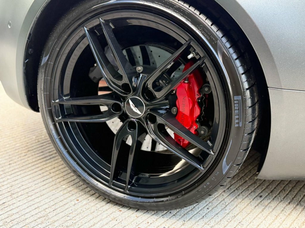 Aston Martin DBS V12 Black #15