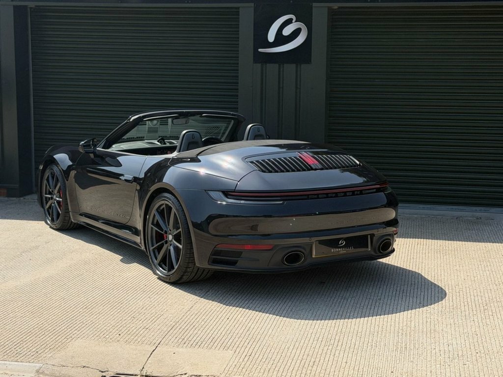 Porsche 911 3L 992 Carrera S Black #3