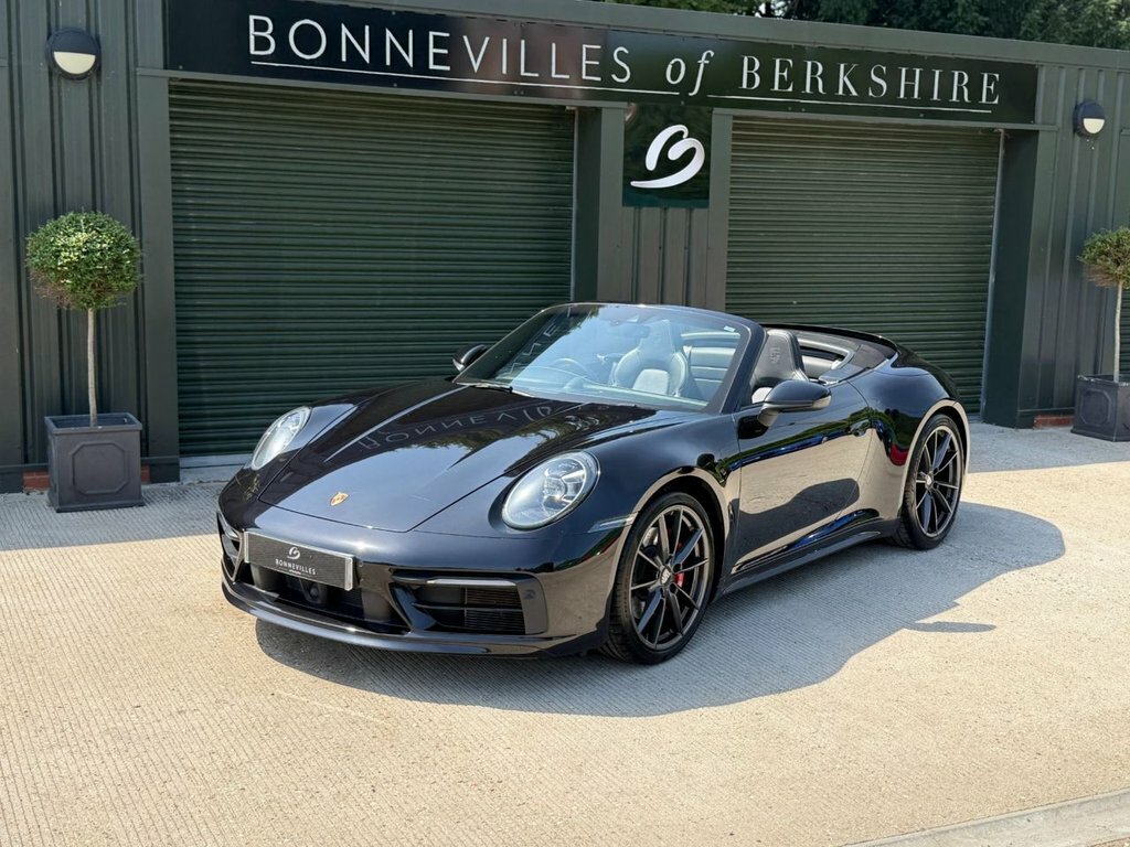 Porsche 911 3L 992 Carrera S Black