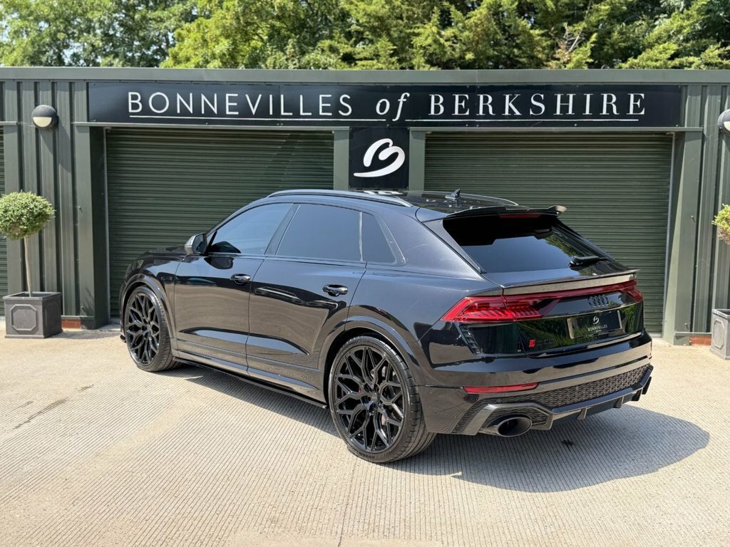 Audi RSQ8 4L Carbon Black Black #3