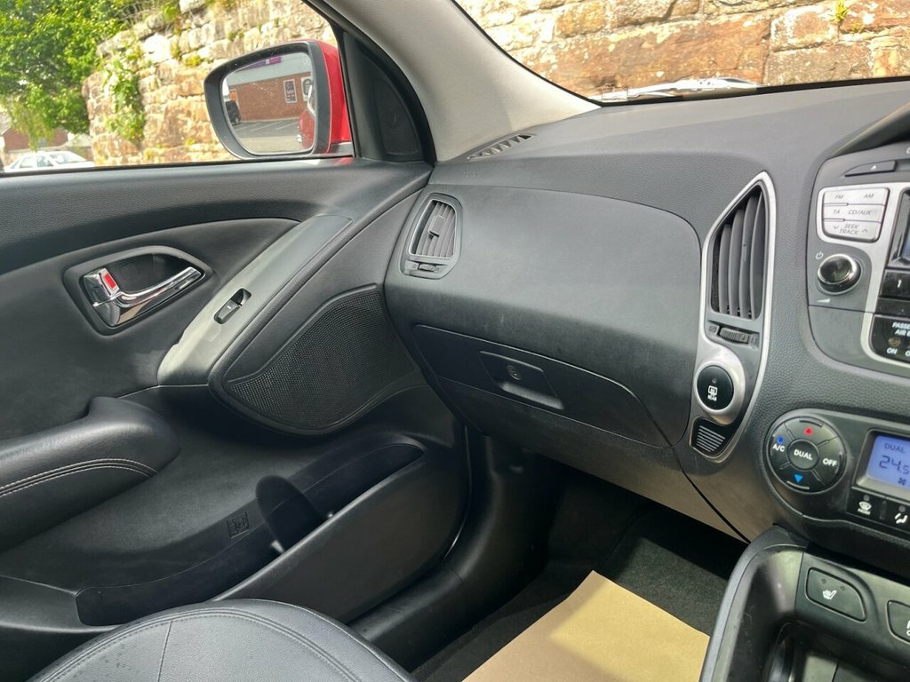 Hyundai Ix35 Suv Silver #16