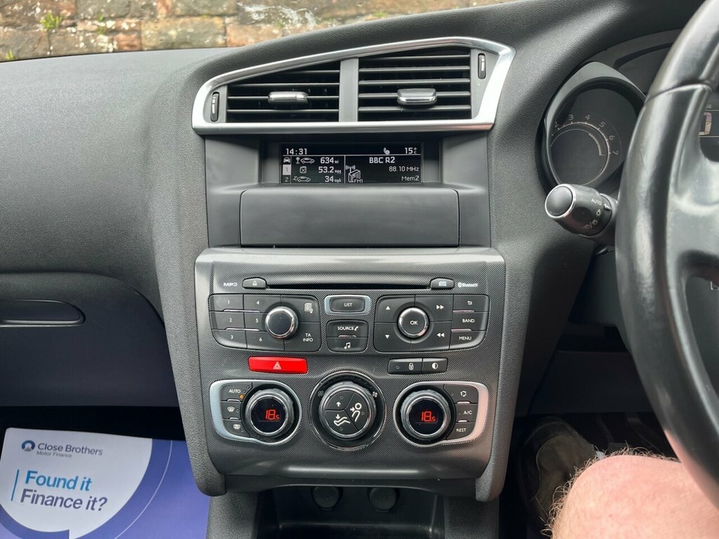 Citroen C4 Hatchback White #17