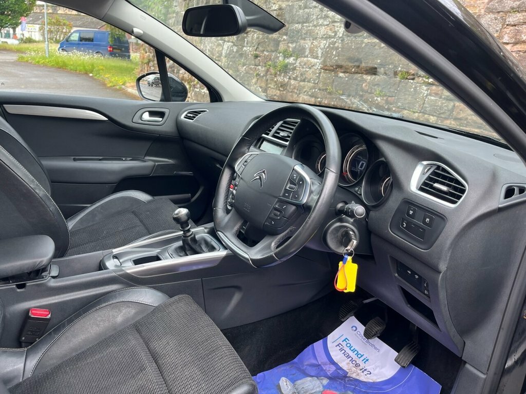 Citroen C4 Hatchback White #15