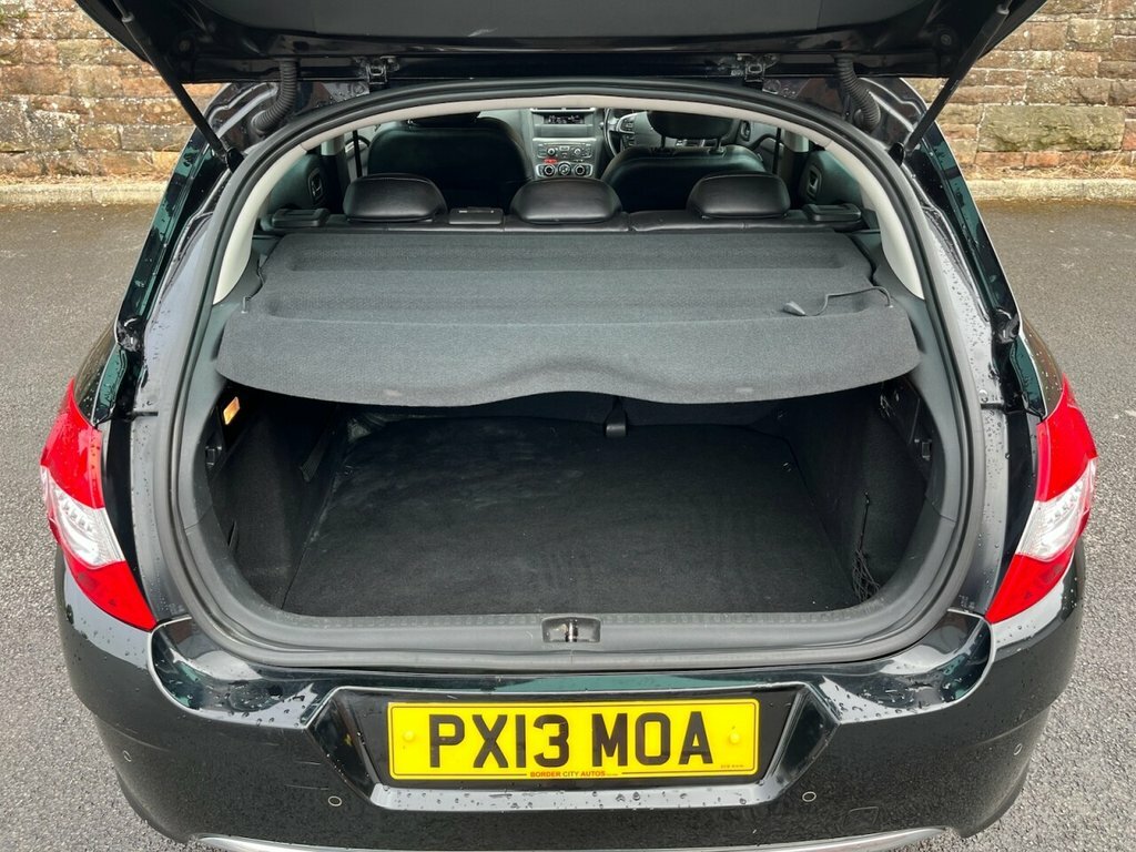 Citroen C4 Hatchback White #8