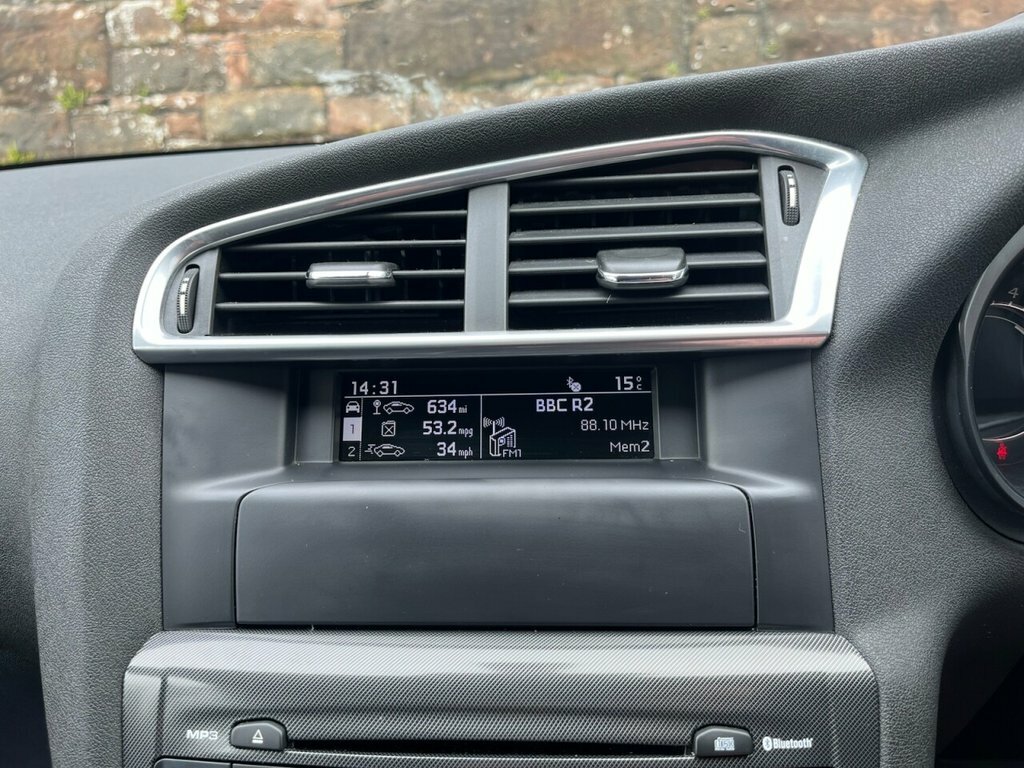 Citroen C4 Hatchback White #19