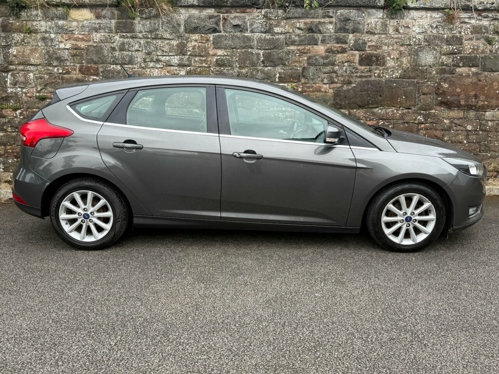 Ford Focus 1.5L Titanium FV16XZS Grey #4