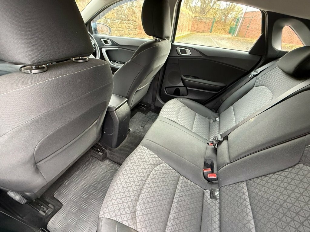 Kia Ceed 1.4 T-gdi 3 Euro 6 Ss Red #16