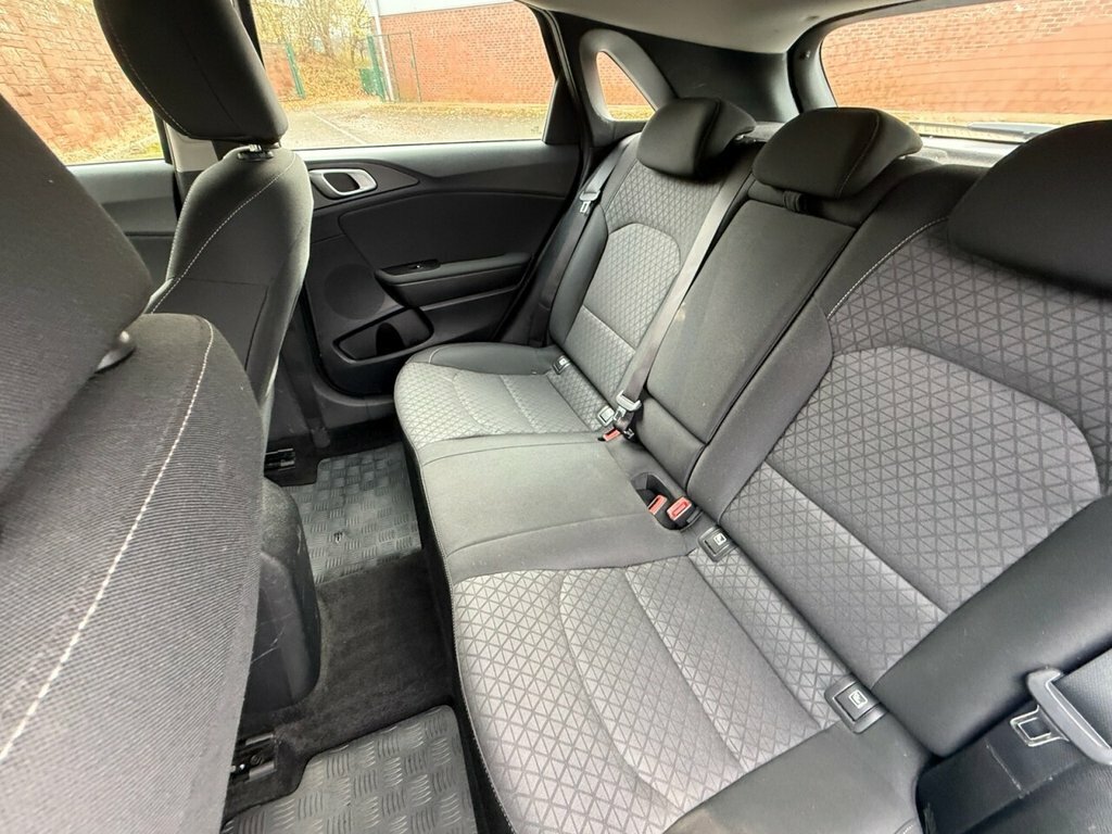 Kia Ceed 1.4 T-gdi 3 Euro 6 Ss Red #15