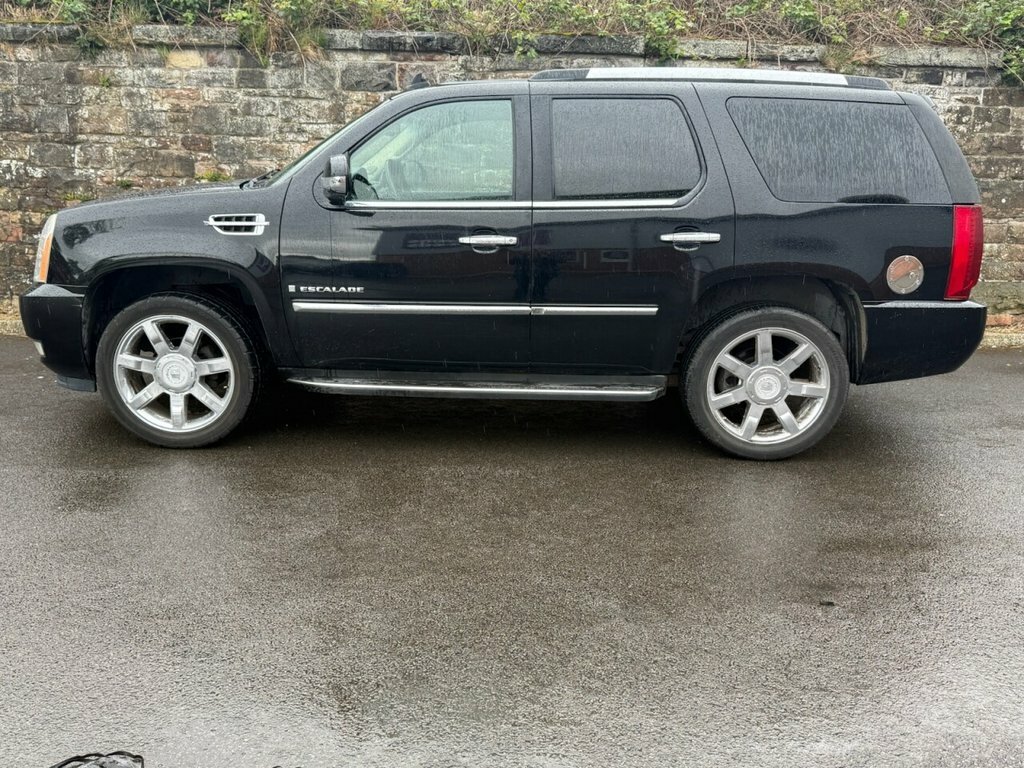 Cadillac Escalade Mpv Black #5