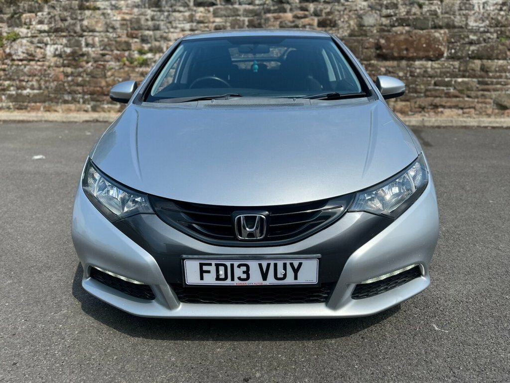 Honda Civic Hatchback FD13VUY Silver #2