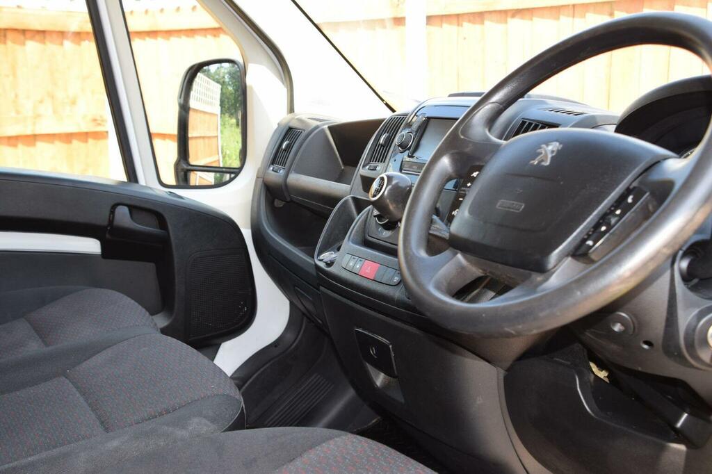 Peugeot Boxer Bluehdi 335 S White #25