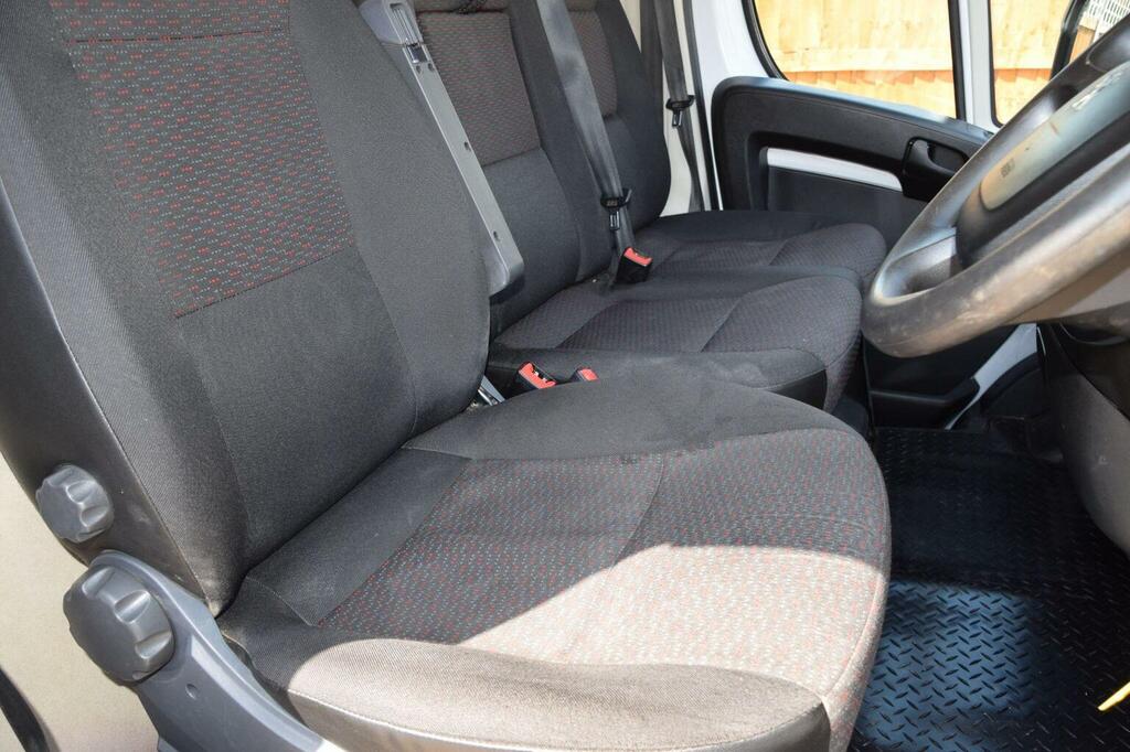 Peugeot Boxer Bluehdi 335 S White #19