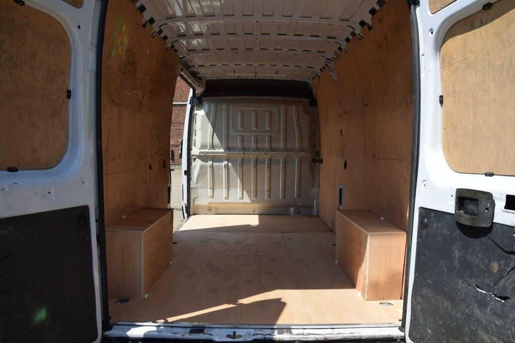 Peugeot Boxer Bluehdi 335 S White #32