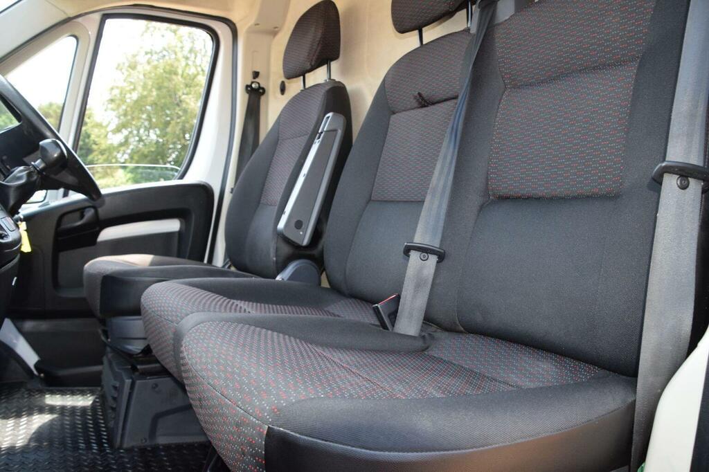 Peugeot Boxer Bluehdi 335 S White #29