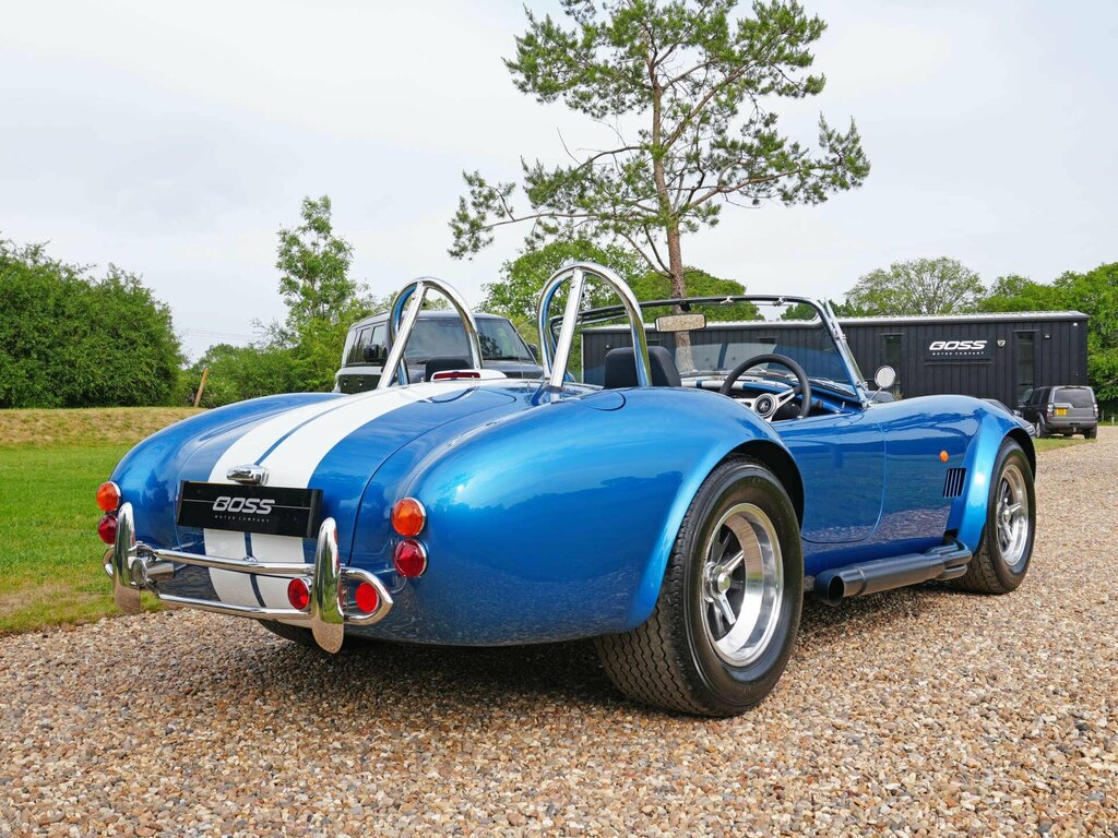 AC Cobra Superblower FJ72GXX Blue #6