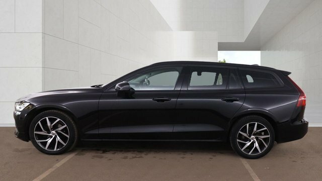 Volvo V60 2.0 D3 Momentum Plus Estate Euro Black #3