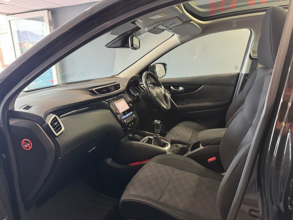 Nissan Qashqai 1.6L N-connecta MF16VOY Black #5