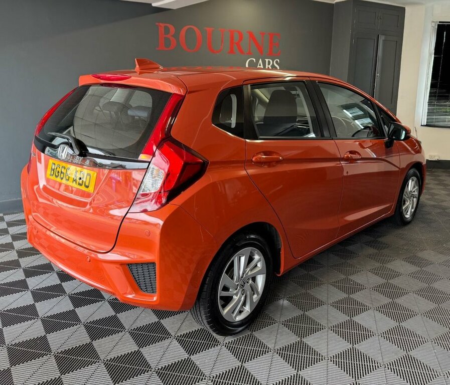 Honda Jazz 1.3L Se Navi BG66ABO Orange #4
