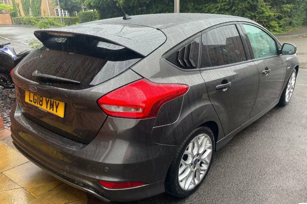 Ford Focus 1L St-line LG18YMY Grey #4
