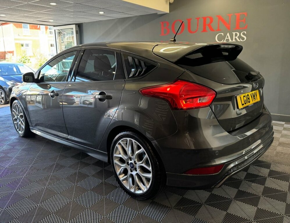 Ford Focus 1L St-line LG18YMY Grey #4
