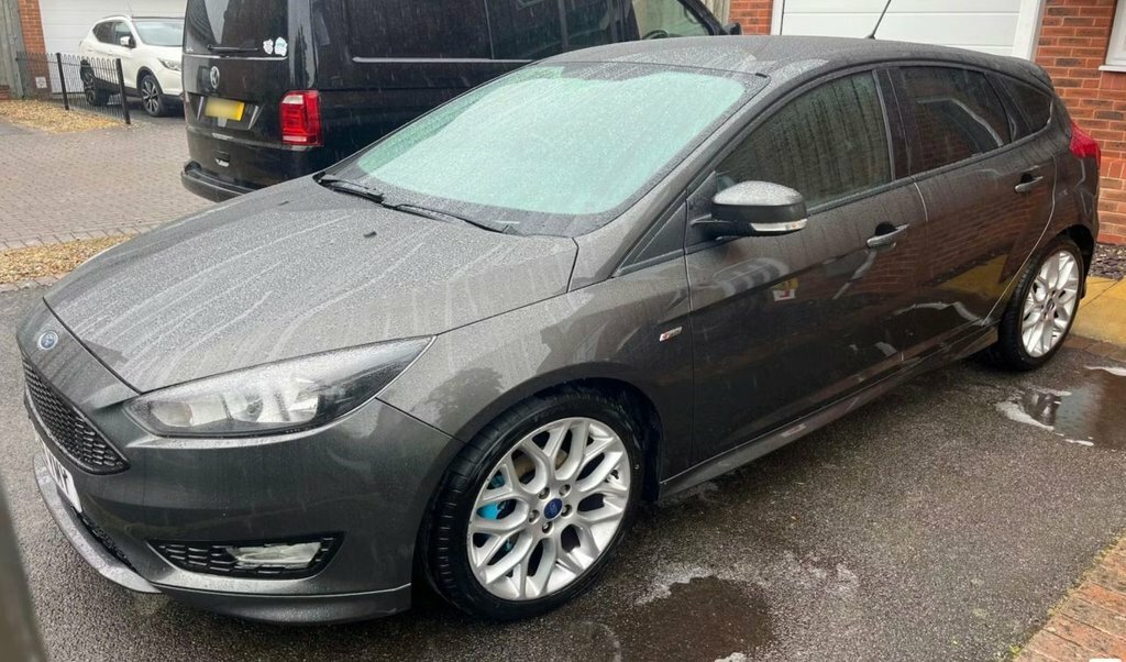 Ford Focus 1L St-line LG18YMY Grey #2