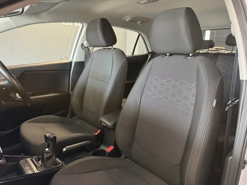 Kia RIO 1L 2 Silver #5