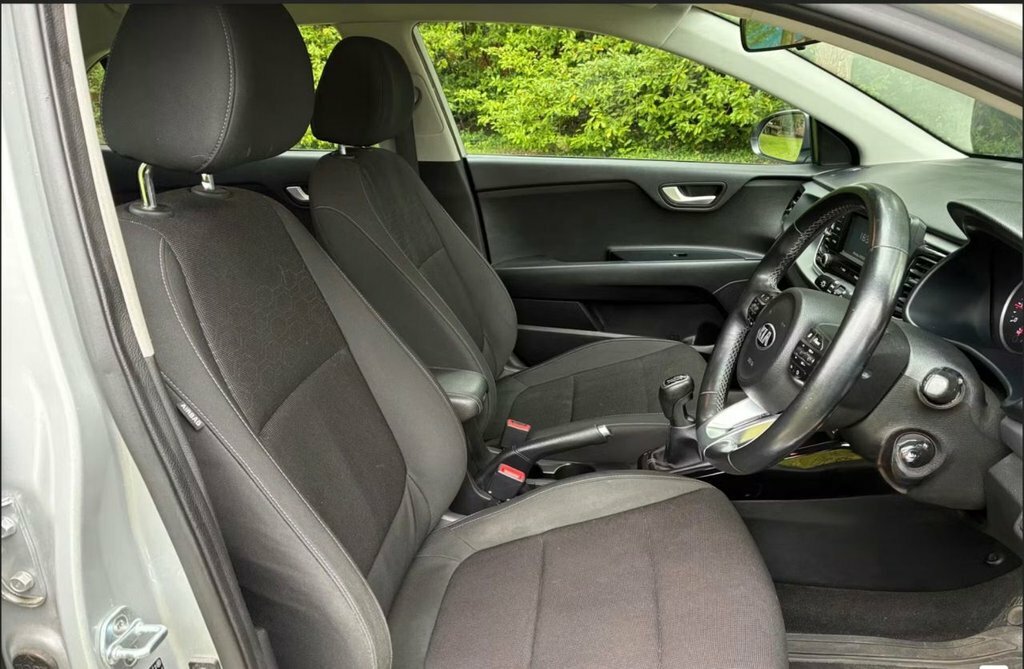 Kia RIO 1L 2 Silver #5