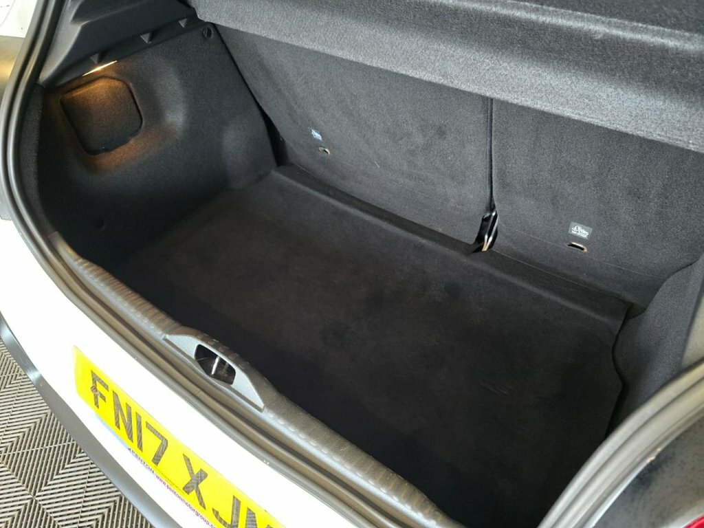 Citroen C3 1.2L Flair FN17XJM White #5