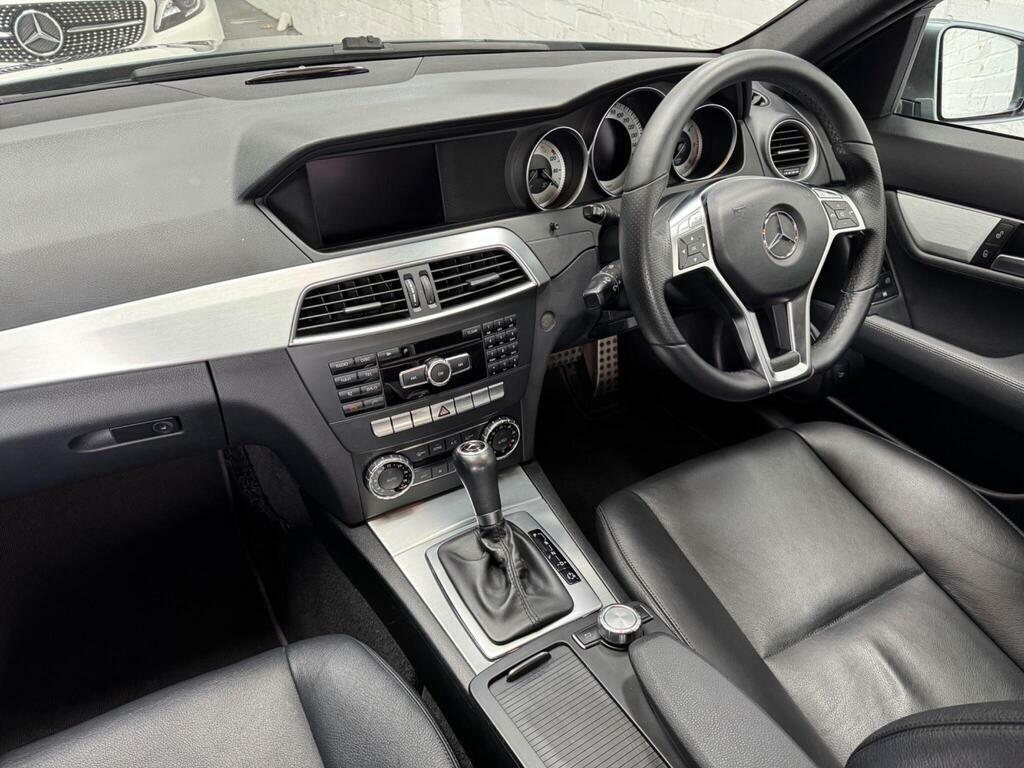 Mercedes-Benz C Class Sport Black #32