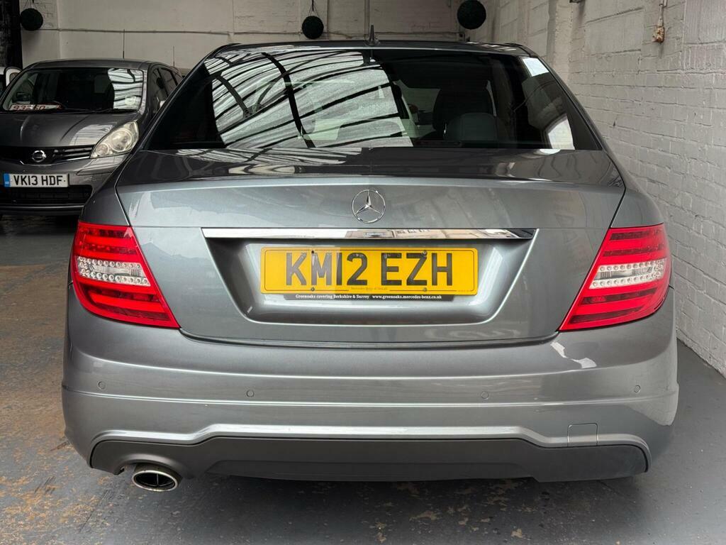 Mercedes-Benz C Class Sport Black #4