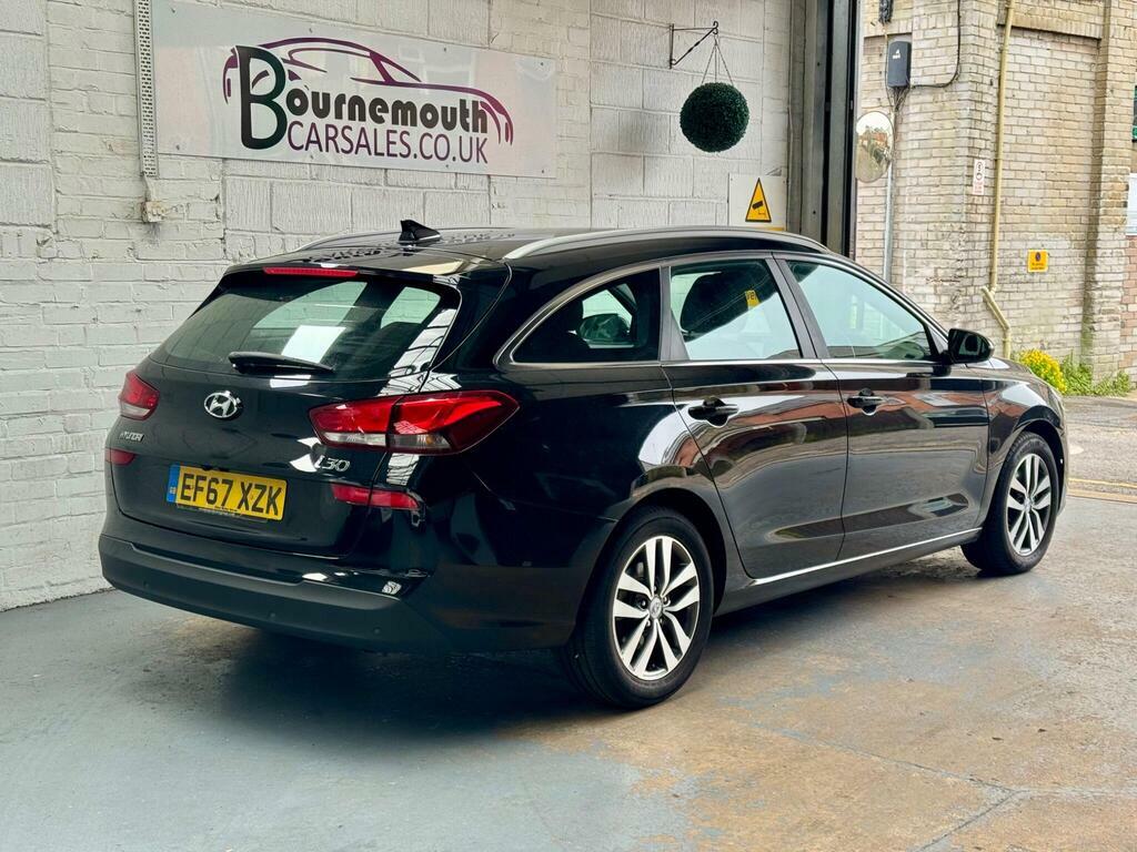 Hyundai I30 1.4 T-gdi Se Nav Tourer Euro 6 S S Black #2