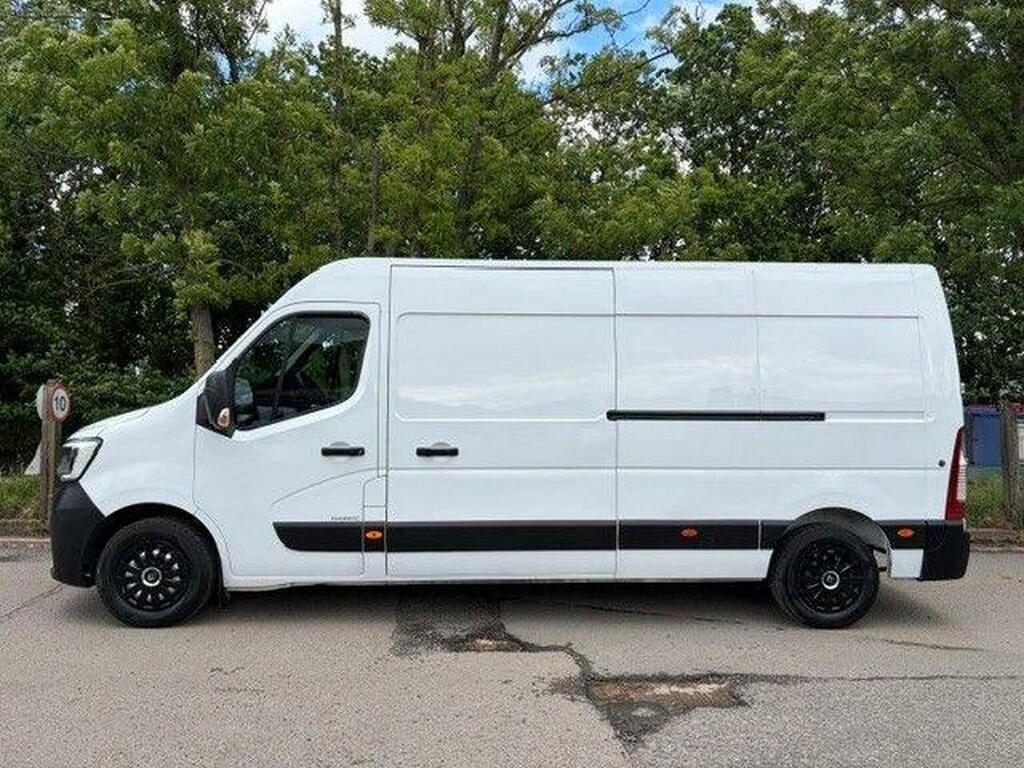 Renault Master 2.3 Dci Energy 35 Business Fwd Lwb Medium Roof Eur White #4