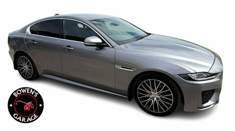 Jaguar XE 2.0 Xe R-dynamic Grey