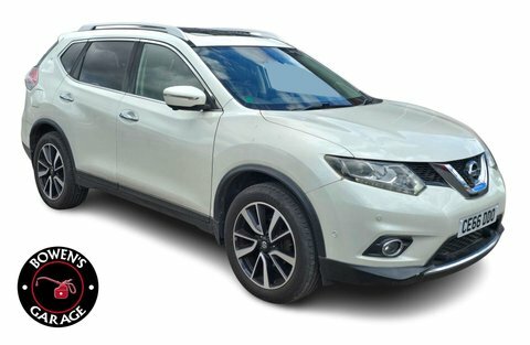 Nissan X-Trail 1.6 X-trail Tekna White
