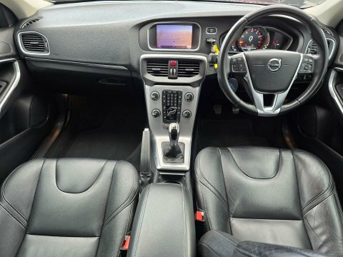 Volvo V40 T2 R-design Nav Silver #7