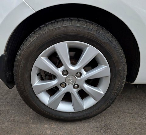 Hyundai I20 1.4 Active Euro 5 Silver #8