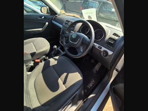 Skoda Yeti 2.0 Tdi Se Plus Euro 5 Silver #13