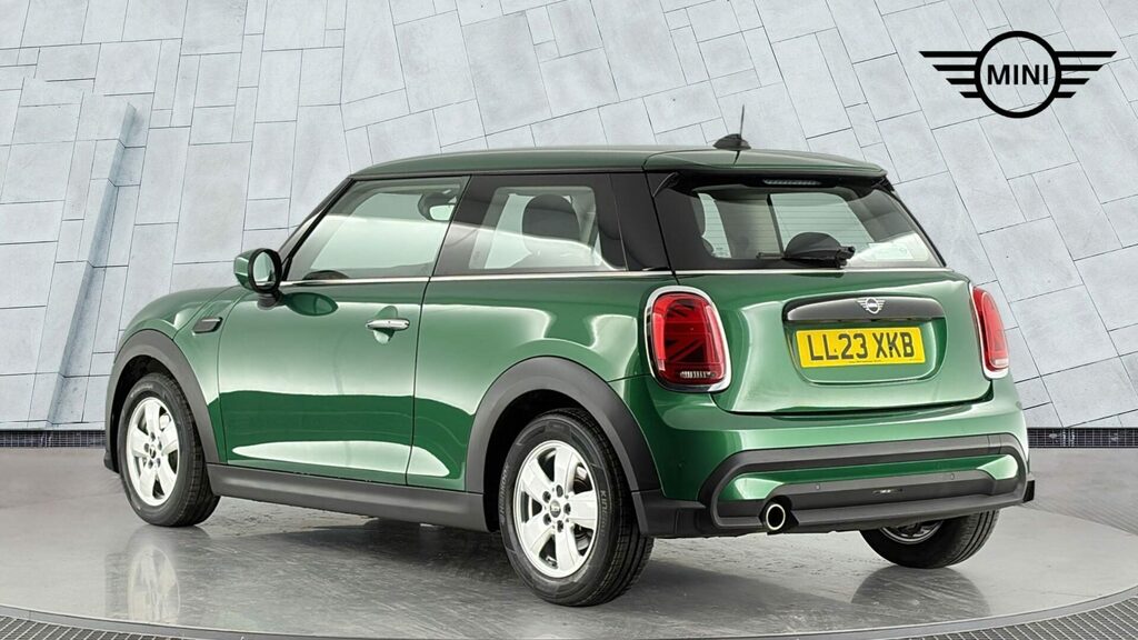 Mini Hatch Hatch Cooper Classic LL23XKB Green #2